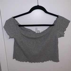 [L]👚H&M off the shoulder crop top